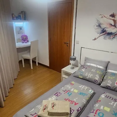 Familia Azevedo Appartement *